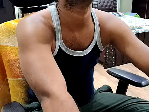 Snapshot of ZoroArcher chatting on 10/08/25, 05:21 ZoroArcher online show from 10/08/25, 05:21