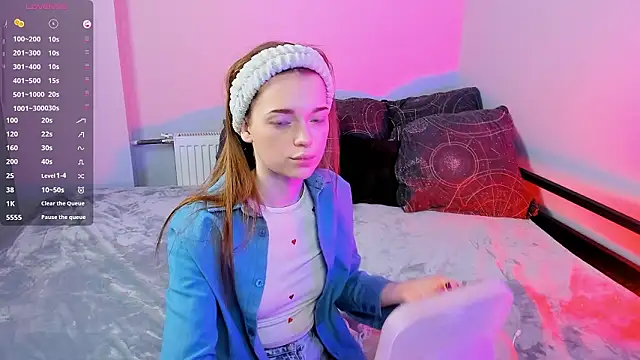 FlexyFox online show from 02/05/26, 04:22