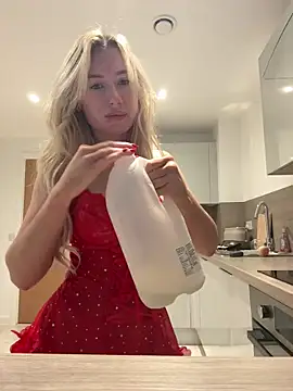 SexySaraxxoo online show from 12/03/25, 02:37