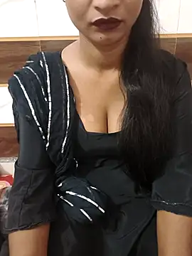 Itz Mayra  online show from 10/24/25, 06:10