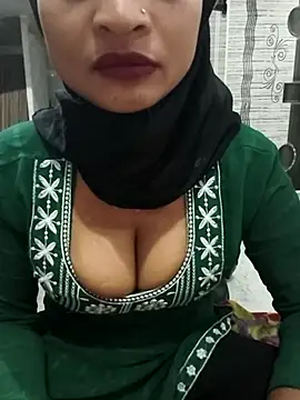 Itz Mayra  online show from 11/22/25, 08:52