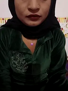 Itz Mayra  online show from 12/04/25, 08:34