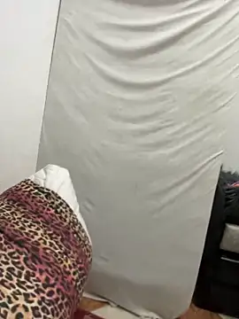 Snapshot of Nahiida23 chatting on 03/15/26, 10:49 Nahiida23 online show from 03/15/26, 10:49