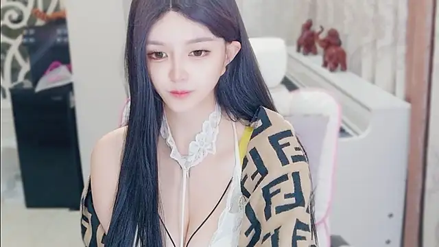 Aurora-77 online show from 10/22/25, 03:23