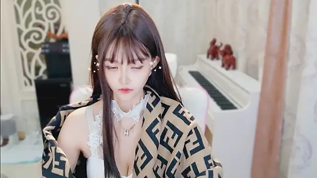 Aurora-77 online show from 10/24/25, 02:57