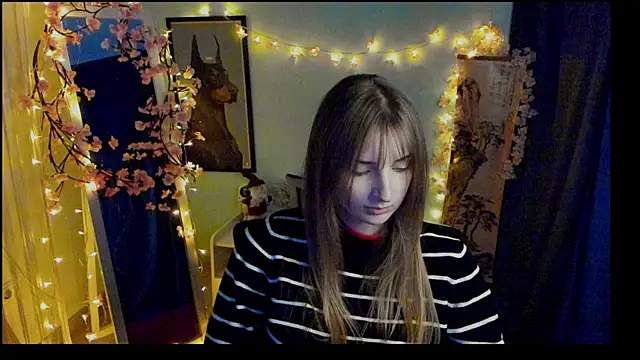 Snapshot of NeyliDream chatting on 02/18/26, 01:07 NeyliDream online show from 02/18/26, 01:07