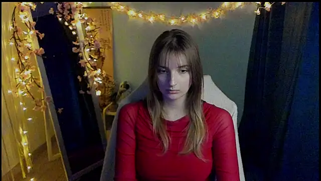 Snapshot of NeyliDream chatting on 03/03/26, 01:39 NeyliDream online show from 03/03/26, 01:39