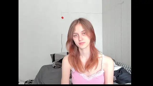 Snapshot of dreamy_pollyyy chatting on 03/23/26, 08:51 dreamy pollyyy online show from 03/23/26, 08:51