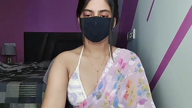 Snapshot of Tanya-mittal chatting on 06/12/26, 05:28 Tanya-mittal online show from 06/12/26, 05:28