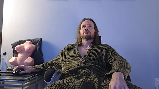 Snapshot of AlbinoAdonis chatting on 02/17/26, 03:25 AlbinoAdonis online show from 02/17/26, 03:25