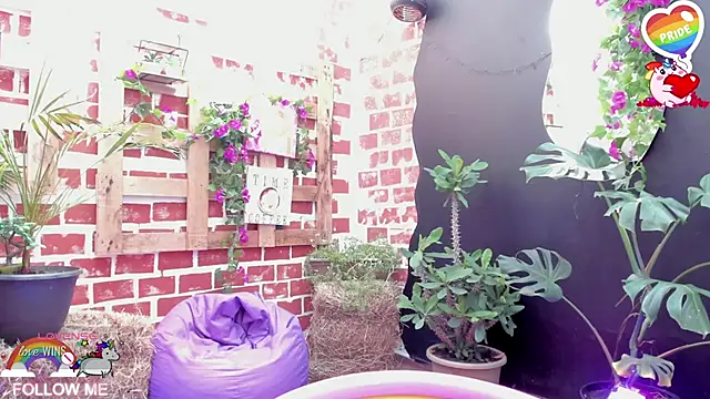 Charlotte Landry   online show from 06/20/26, 03:48