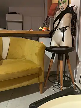 Snapshot of sekstilyon chatting on 10/18/25, 01:08 sekstilyon online show from 10/18/25, 01:08