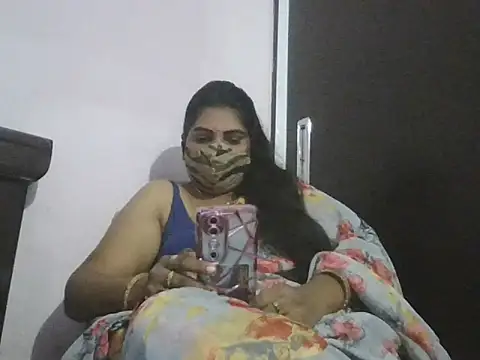 Snapshot of Nisha-telugu chatting on 09/30/25, 04:45 Nisha-telugu online show from 09/30/25, 04:45