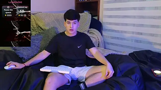 tightncuteass online show from 05/13/26, 12:19