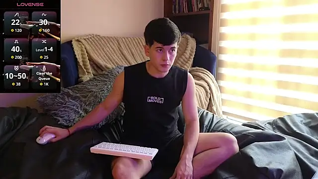 tightncuteass online show from 05/13/26, 06:49