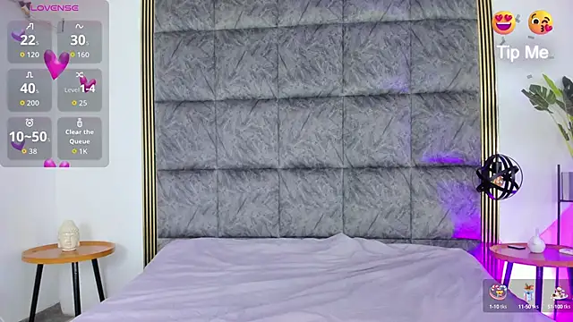 Snapshot of IvannaaVega chatting on 10/02/25, 04:19 IvannaaVega online show from 10/02/25, 04:19