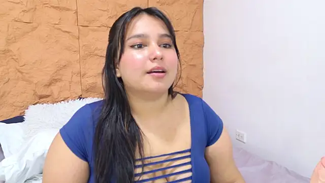 IvannaaVega online show from 05/06/26, 04:30