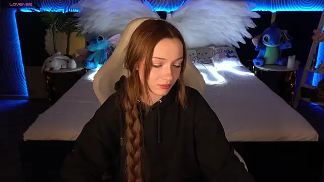 FoxyMayy online show from 10/27/25, 01:59