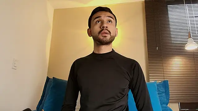 Axel Moon S online show from 10/13/25, 06:19