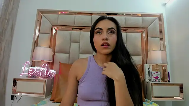 Leslie Bussh  online show from 10/07/25, 07:55