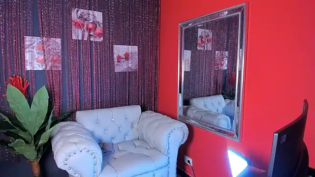 Snapshot of big-tyler chatting on 11/13/25, 05:45 big-tyler online show from 11/13/25, 05:45