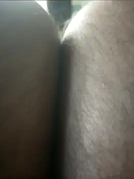 Snapshot of newindiancam chatting on 12/21/25, 07:37 newindiancam online show from 12/21/25, 07:37