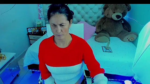 ZARAY 1118 online show from 09/19/25, 12:23