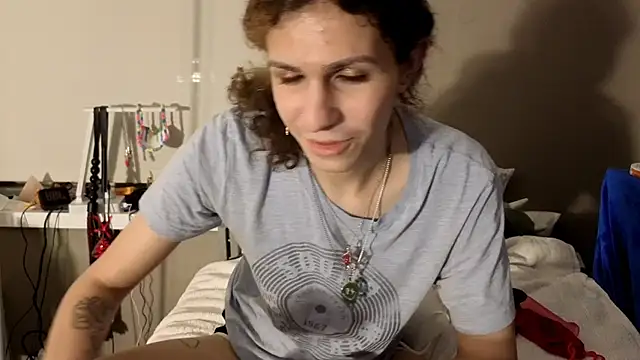 cuddlyavenue online show from 11/06/25, 02:12