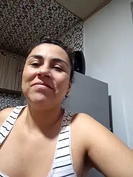 vanessa-titisM online show from 05/08/26, 12:27