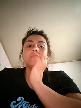 vanessa-titisM online show from 05/09/26, 02:28