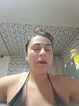 vanessa-titisM online show from 06/14/26, 12:41