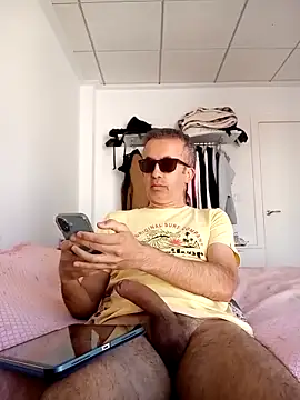 EmilioTaladdro online show from 05/11/26, 08:31