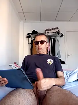 EmilioTaladdro online show from 05/13/26, 05:38