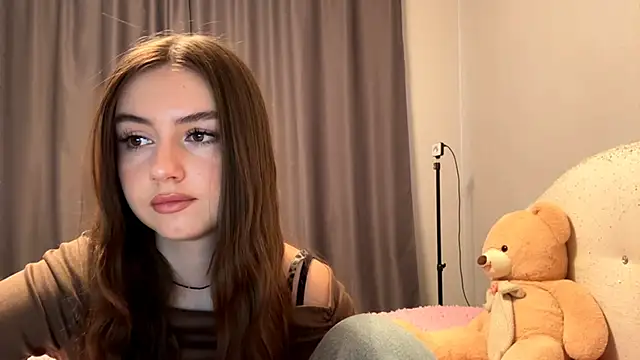 CatherinDream online show from 11/24/25, 04:12