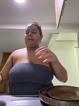 Anabelle 00  online show from 05/17/26, 03:15