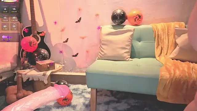 Snapshot of ashlynnlowe_ chatting on 10/09/25, 08:29 ashlynnlowe  online show from 10/09/25, 08:29