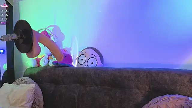 Snapshot of ashlynnlowe_ chatting on 03/07/26, 07:11 ashlynnlowe online show from 03/07/26, 07:11