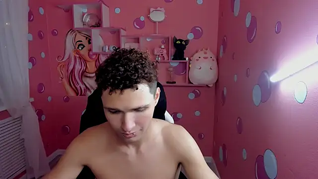 Snapshot of JonnyDarka chatting on 10/02/25, 05:09 JonnyDarka online show from 10/02/25, 05:09