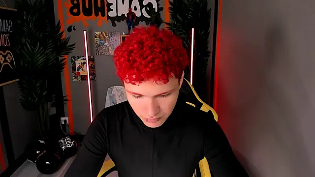 Snapshot of JonnyDarka chatting on 11/05/25, 10:59 JonnyDarka online show from 11/05/25, 10:59