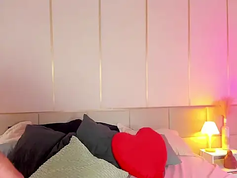 Snapshot of SoHighAngel chatting on 02/20/26, 06:26 SoHighAngel online show from 02/20/26, 06:26