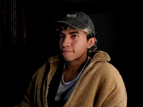 Snapshot of guynextdo0r chatting on 03/02/26, 04:36 guynextdo0r online show from 03/02/26, 04:36