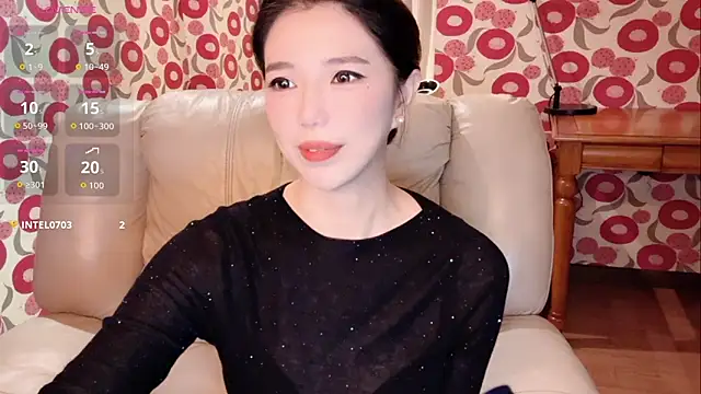 miss-lin online show from 11/24/25, 01:22