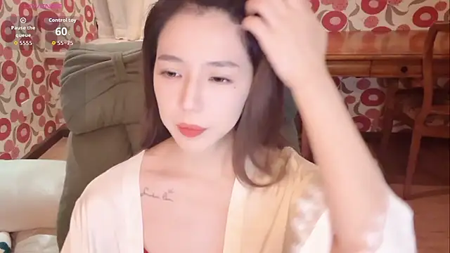 miss-lin online show from 12/05/25, 01:20