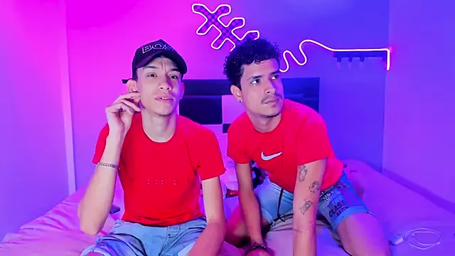 Snapshot of Lucky_boys__X chatting on 02/21/26, 04:08 Lucky boys X online show from 02/21/26, 04:08