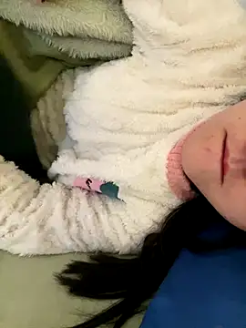 ruiki666 online show from 12/17/25, 04:07