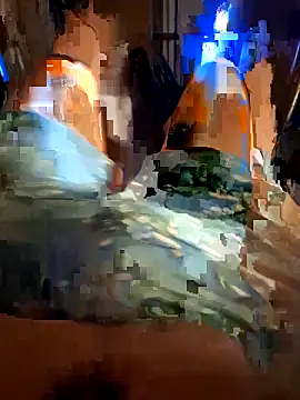 Snapshot of HappyBaseline65 chatting on 10/24/25, 04:31 HappyBaseline65 online show from 10/24/25, 04:31