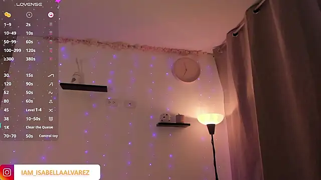 Snapshot of isabella_sea_ chatting on 02/17/26, 12:51 isabella sea online show from 02/17/26, 12:51