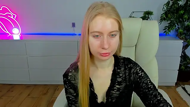 Alina Blonde online show from 03/14/26, 06:41