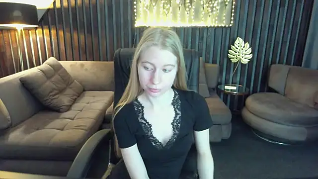 Alina Blonde online show from 05/11/26, 02:56