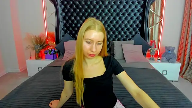Alina Blonde online show from 06/20/26, 05:43